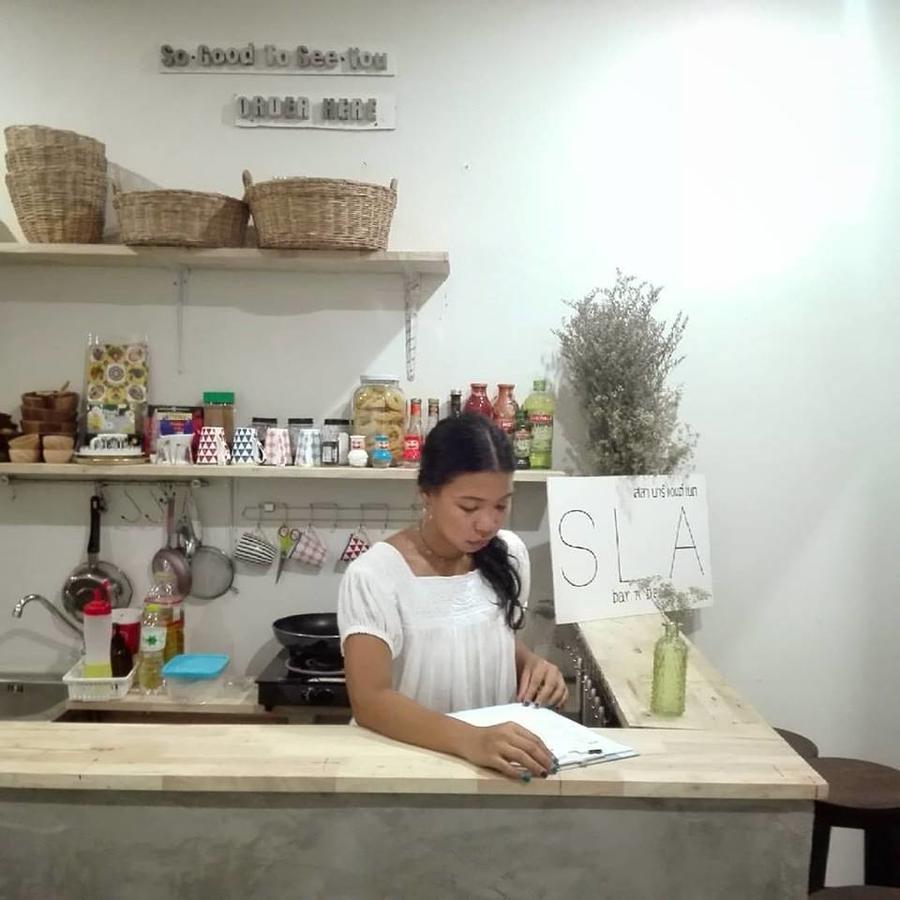 Sla Bar N'Bed Hostel กรุงเทพมหานคร ภายนอก รูปภาพ