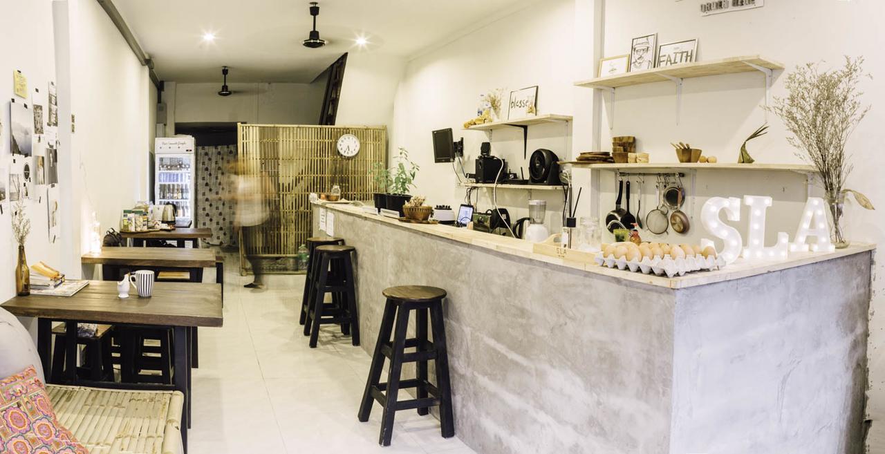 Sla Bar N'Bed Hostel กรุงเทพมหานคร ภายนอก รูปภาพ
