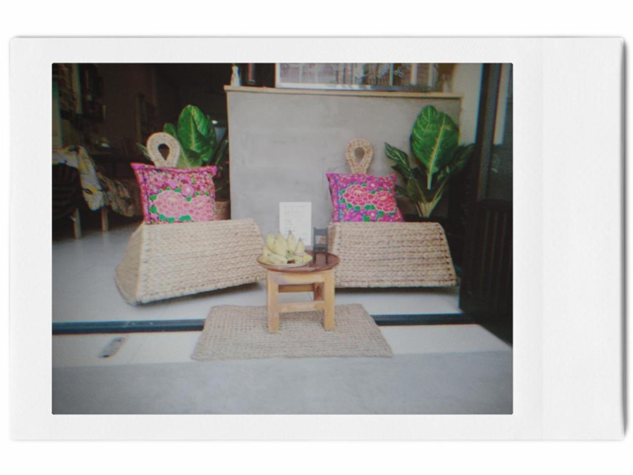 Sla Bar N'Bed Hostel กรุงเทพมหานคร ภายนอก รูปภาพ