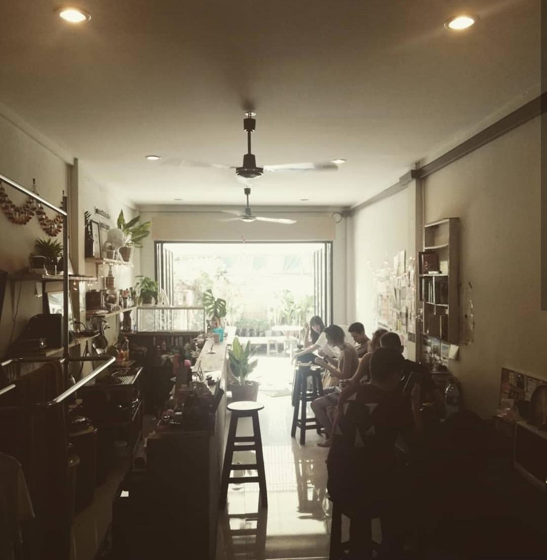 Sla Bar N'Bed Hostel กรุงเทพมหานคร ภายนอก รูปภาพ